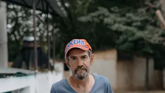 Жизнь с юности была строга к Владимиру, и он не справился. Но теперь он готов меняться