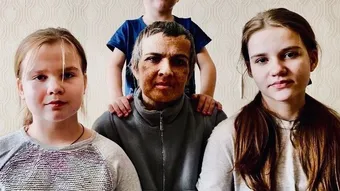 У Марины трое детей, которые верят, что их мама снова сможет ходить