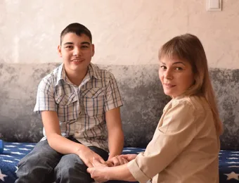 Эмилю нужна помощь, чтобы продолжить ездить в Симферополь на реабилитацию 