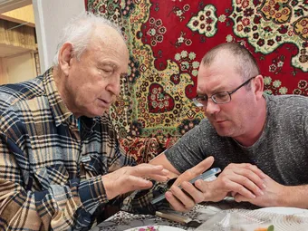 Николай Тимофеевич продолжает жить активно благодаря «Мобильной службе заботы», поддержите проект