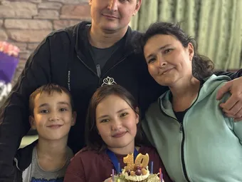 Екатерина мечтает увидеть, как вырастут её дети: поддержите Екатерину в борьбе с лейомиосаркомой.