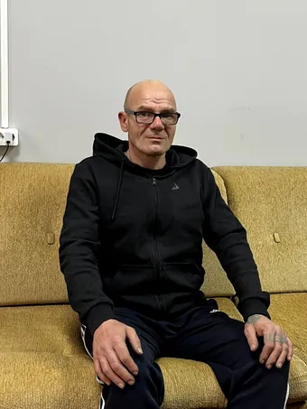 Алексей бросил пить, мечтает о семье и работе на заводе — давайте поможем Алексею  встать на ноги и найти своё место в жизни