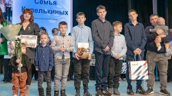 Семья Капелькиных нуждается в помощи, чтобы спасти свой разрушающийся дом