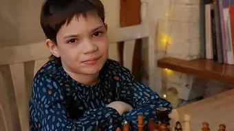 Серёже нужна помощь, чтобы занятия с логопедом и психологом стали регулярными