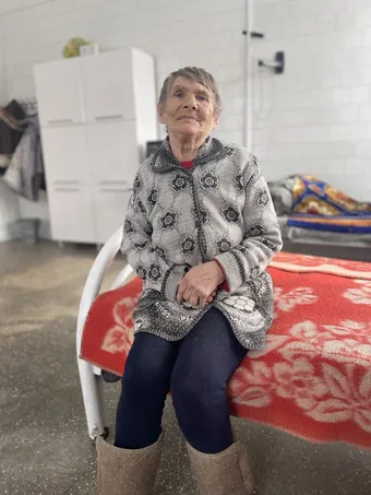 После смерти близких Надежда осталась одна с мизерной пенсией — подарите ей немного внимания и заботы