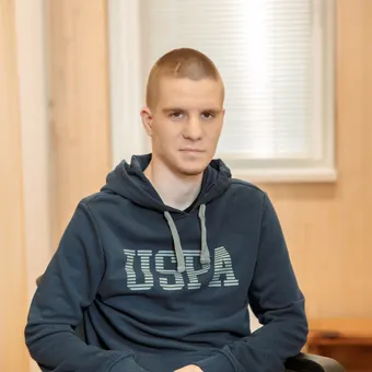 Чтобы снова ходить и помогать людям, Владиславу нужны средства на реабилитацию
