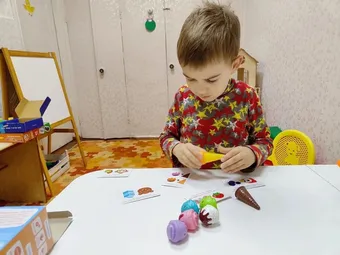 Пожертвование поможет Ильясу и другим детям заниматься с опытными педагогами