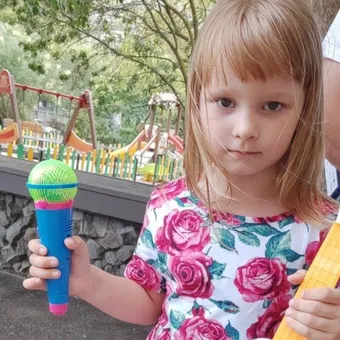 Лизе 7 лет и она стремится к новым вершинам — помогите ей!