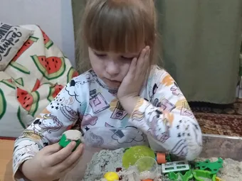 Лизе 7 лет и она стремится к новым вершинам — помогите ей!