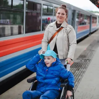 Андрею нужно специализированное автокресло стоимостью 412 000 рублей