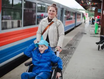 Андрею нужно специализированное автокресло стоимостью 412 000 рублей