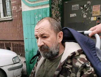 Перелом обоих бедер, травма грудной клетки и катаракта. Позвольте нам продолжить помогать Сергею