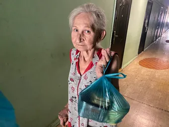 Помогите Любови Николаевне купить продукты и лекарства