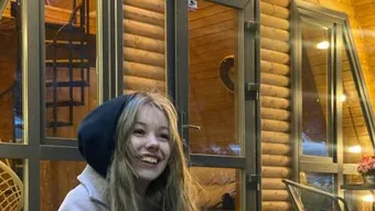 Лиза не собирается уступать болезни. Помогите девушке дождаться операции