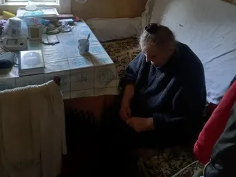 Помогите Людмиле Васильевне оплатить долги и купить продукты