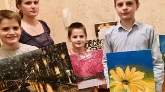 Помогите Анне и её детям обрести дом! 