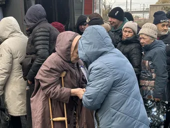 Светлана, скованная инвалидностью, находит поддержку благодаря «Автобусу Жизни»