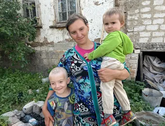 Невозможность работать и получить медпомощь — Даша всю жизнь прожила без паспорта