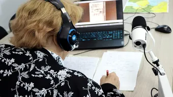 Ольга Сергеевна пережила блокаду, и теперь, изучив технологии, помогает сохранять память о войне