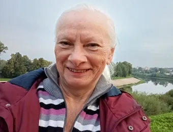 Пожертвование позволит Любови Ивановне продолжить вести популярный блог в сети!